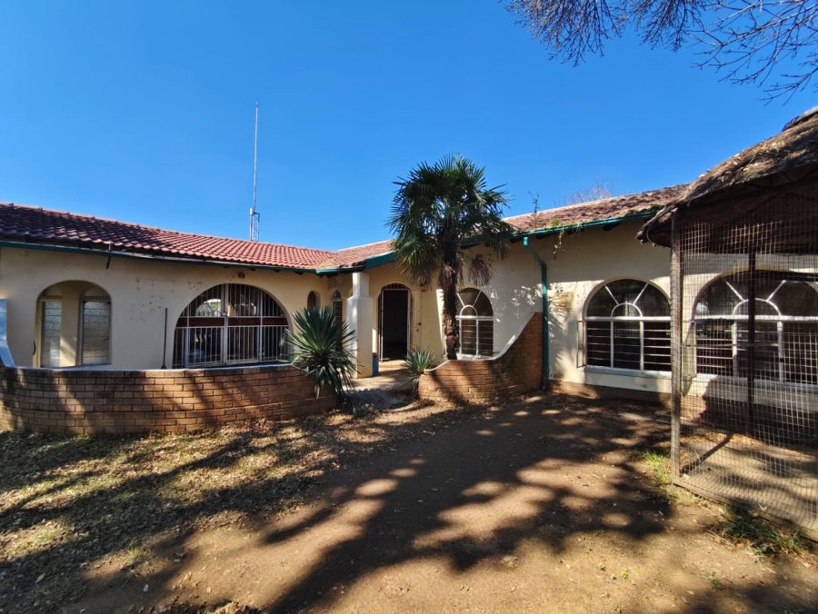 4 Bedroom Property for Sale in Vaalpark Free State
